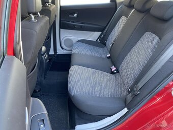 Kia Ceed 1.6 CRDi , 85 kW nafta, 2008 - 6
