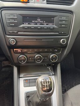 Škoda Octavia 3 kombi 1.6TDI 77kw Elegance - 6