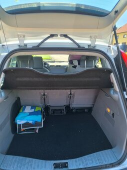Ford C max 1,6, benzín, manuál, r.v. 2008 - 6
