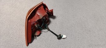 Mitsubishi Lancer sedan zadní světla - 6