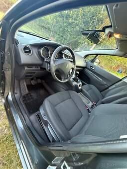 Peugeot 5008 1.6 tdi 84kw - 6