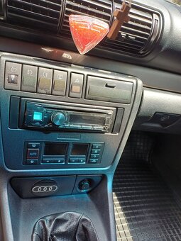 Prodám Audi a4 b5 Avant 1.9tdi 66kw - 6