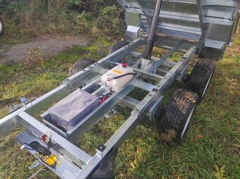 SLEVA elektrohydraulický sklápěč přívěsný vozík Brenderup - 6