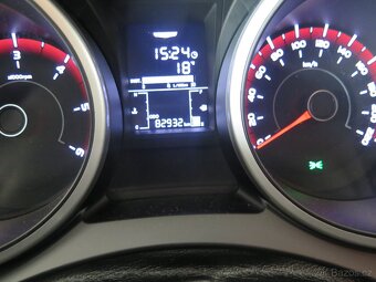 SsangYong XLV 1.6 E-XDi, 4x4, navi, kamera, tažné, klima - 6