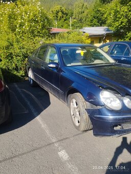 Продам Mercedes Benz E 350 - 6