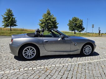 BMW Z4 2,2L BENZIN 6TI VÁLEC - 6