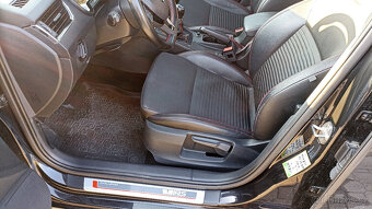 Škoda octávia RS TDI 135kw - 6