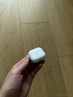 Apple AirPods 4 - 6
