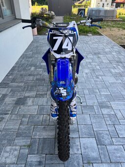 YAMAHA YZ250 - 6