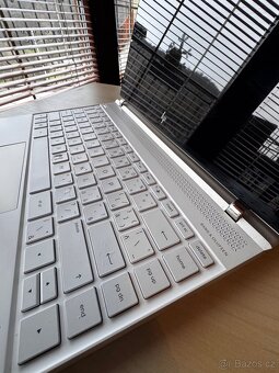 HP Spectre Laptop 13” - 6