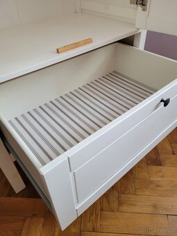 Bílá šatní skříň SUNDVIK zn. IKEA - 6