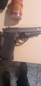 Pistole - 6