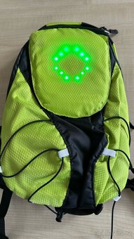 Batoh s LED diodami 5l - zelený - 6