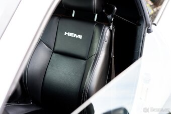Dodge Challenger 5,7 R/T HEMI r.v. 2019 najeto 34 tkm - 6