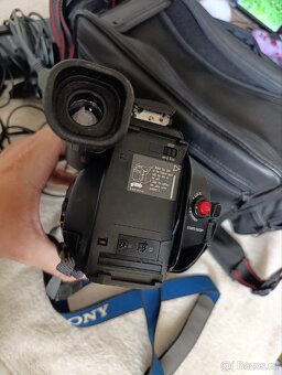 Videokamera Sony CCD-FX300E na ND (čtěte popis) - 6