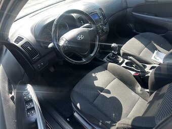 Hyundai i30 SW 1.4i 80kw, r.2012, klima, STK - 6
