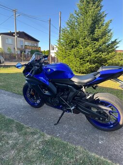 2022 Yamaha YZF R7 - 6