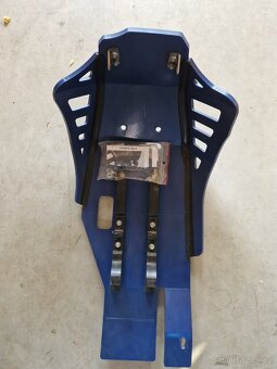 Kryt motoru Husqvarna 701 - 6