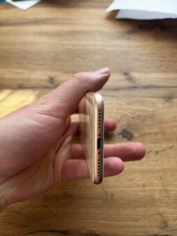 iPhone 8 – 64 GB – Rear Gold – baterie 90 %, krásný stav - 6