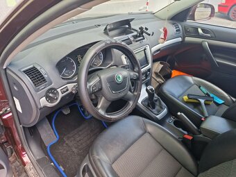 ŠKODA OCTAVIA 2 1.4 TSI 90 KW 2012 - 6