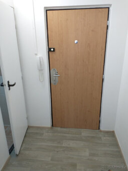 Pronájem bytu 2+kk Hradec Králové, Jungmannova - 6