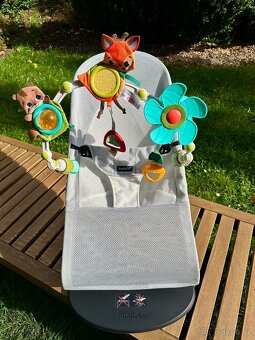 BabyBjorn lehátko Balance Soft Mesh - Silver/White Mesh - 6