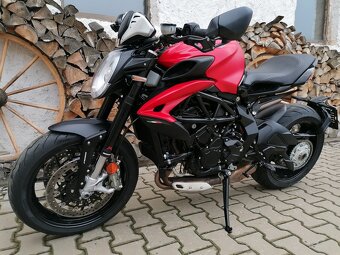 MV Agusta Dragster 800 ROSSO - 6