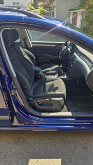 Škoda Superb combi 2.0 tdi - 6
