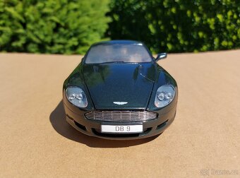2004 Aston Martin DB9, Solido 1:18 model - 6