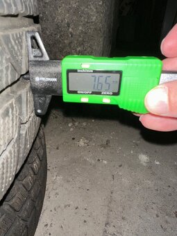 215/60R16 zimní pneu - 6
