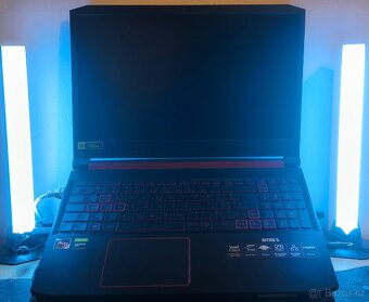 Acer Nitro 5 120Hz GeForce 1650, 16bg ram - 6