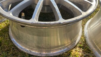 Mitsubishi Lancer Evo 6 - original disky Enkei 17" - 6