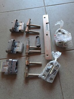 Levé vchodové Euro dveře - 6