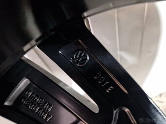 VW Nevada Touareg CR7 Rline 5x112 R20 - 6