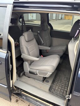 Chrysler Town&country - 6