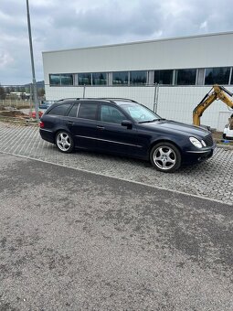 Předám mercedes w211 e320 r6 - 6