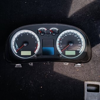 Vw Bora/ Golf 4 náhradní díly. - 6