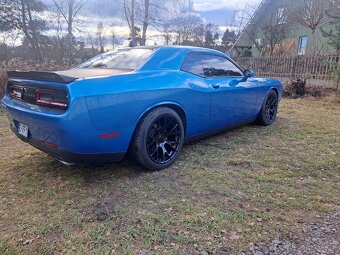 Dodge Challenger T/A 5.7 hemi - 6