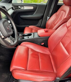 Volvo XC 40 D4 AWD Momentum Intro Edition - 6