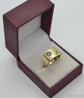 Zlatý prsten s briliantem 0.50 CT - 6