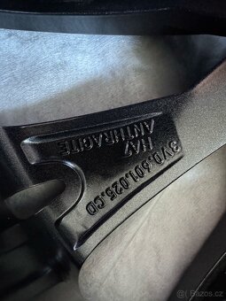 Nové alu kola originál škoda ANTARES R18 5x112 - 6