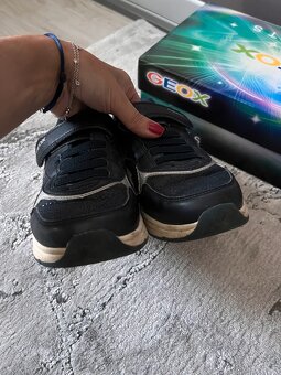 Geox sneakers svítící dívčí vel.37 - 6