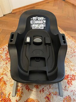 Autosedačka Britax Römer i-Size vajíčko - 6