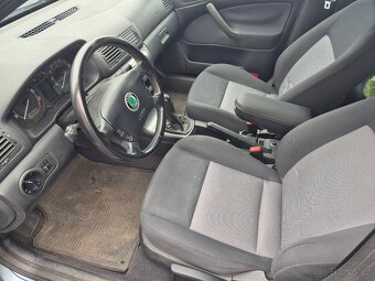 Skoda octavia kombi 2.0 - 6