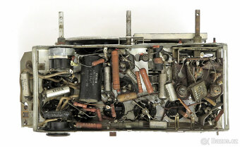 Elektronkové Rádio Tesla Talisman 309U - 6