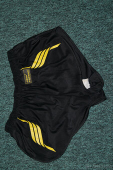 Běžecký dres + kraťasy - 6