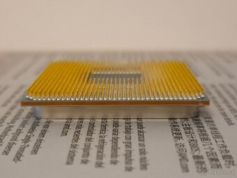 AMD Ryzen 7 5800X3D - 6
