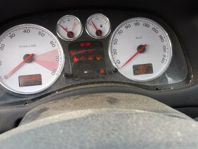 Peugeot 307 CC 2.0i automat prodám díly - 6