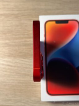 Apple iPhone 14 128GB červená - KONDICE BATERIE 98% - 6