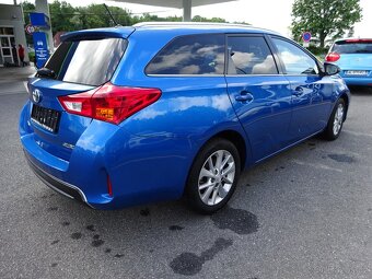 Toyota Auris 1,3 VVTI 100 - 6